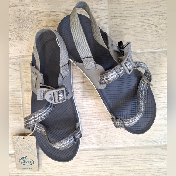 Chaco women's pully gray Lowdown adjustable strappy sandals - size 9 - Picture 2 of 9